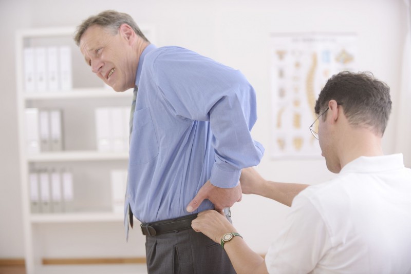 Chiropractors in Clarksville, TN Help Patients Manage and Heal Back Pain Without Drugs or Surgery