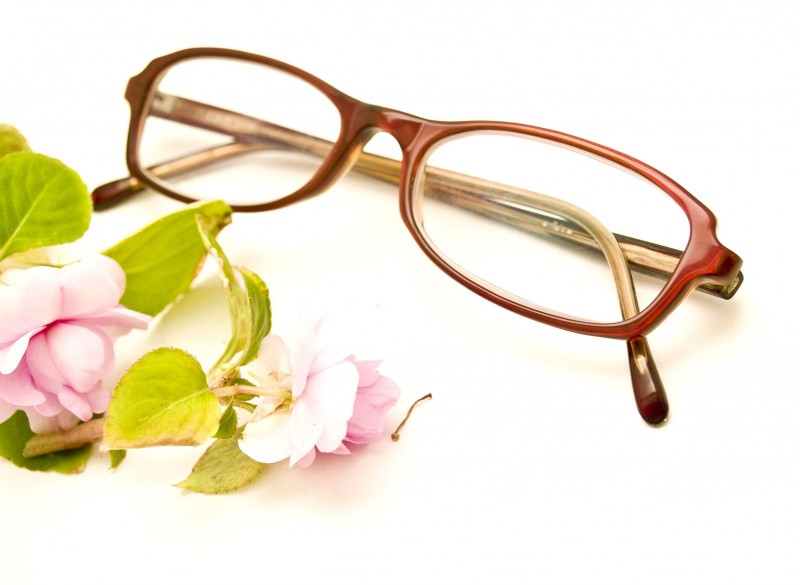 Choosing Trendy Eyeglasses in Chelsea NY Can Be Hard, but Asking for Help is Okay