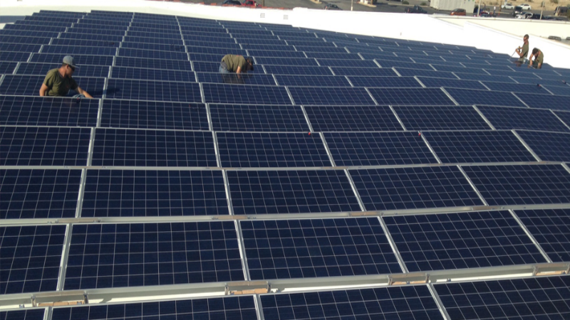 Save Valuable Capital with a Commercial Solar Service in Palm Springs, CA