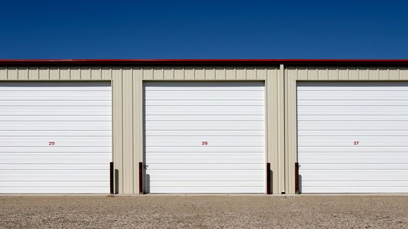 Need Garage Door Replacement? Hire Professionals near Glenview
