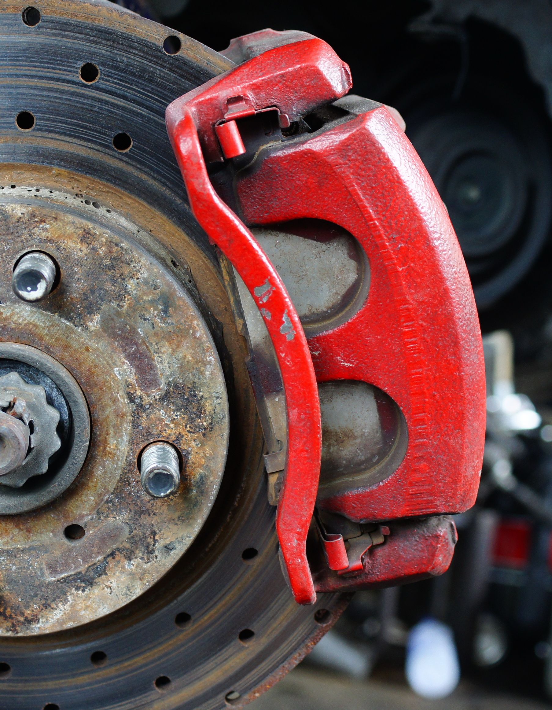 3 Ways to Tell If Your Car Has Bad Brakes