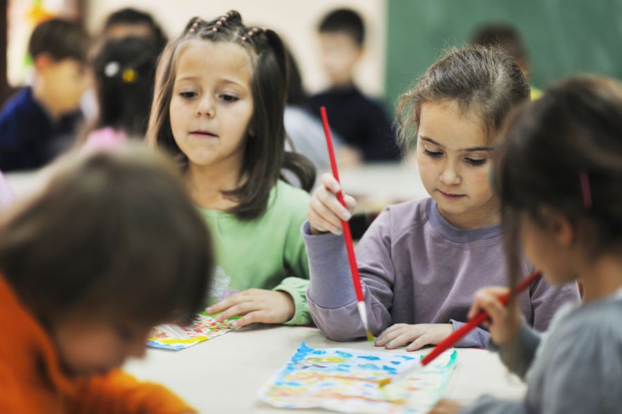 The Unmatched Benefits of a Comprehensive Montessori Education at Dixmoor Montessori School