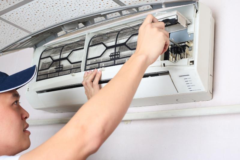 Why Homeowners Trust an Air Conditioning Repair Contractor in Fayetteville, NC for Reliable Fixes