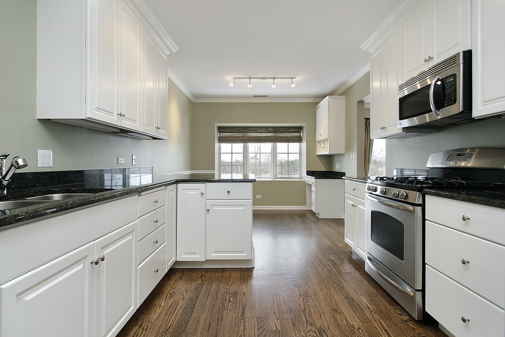 Transform Your Home With Custom Kitchen Cabinets Tampa FL Residents Love for Style and Storage